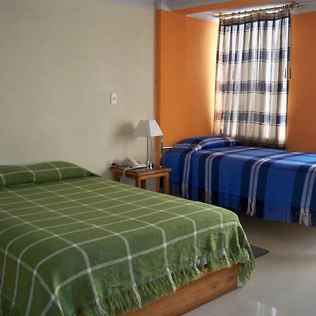 Hotel Las Garzas Alojamiento à Ibarra Extérieur photo