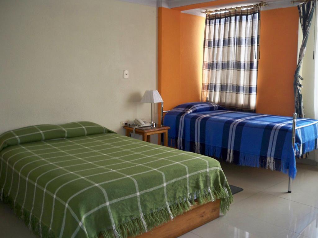 Hotel Las Garzas Alojamiento à Ibarra Extérieur photo