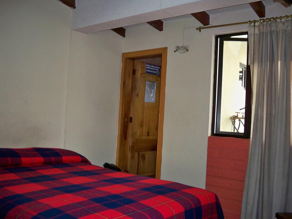 Hotel Las Garzas Alojamiento à Ibarra Extérieur photo